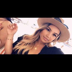 Meet your Posher, Kelly